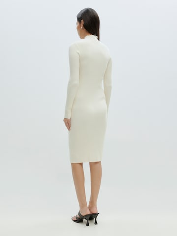 EDITED Kleid 'Hada' in Weiß