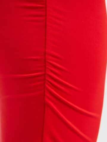 Abito di Hiccup in rosso