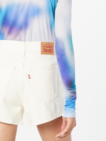 LEVI'S ® - Regular Calças de ganga 'High Waisted Mom' em branco