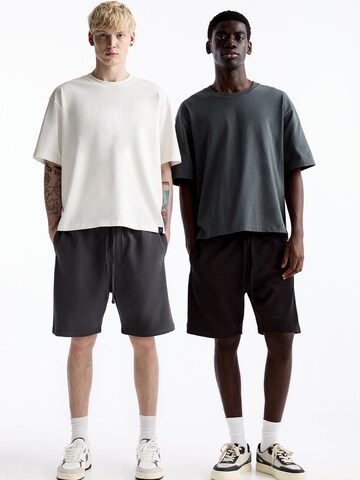 Pull&Bearregular Hlače - siva boja
