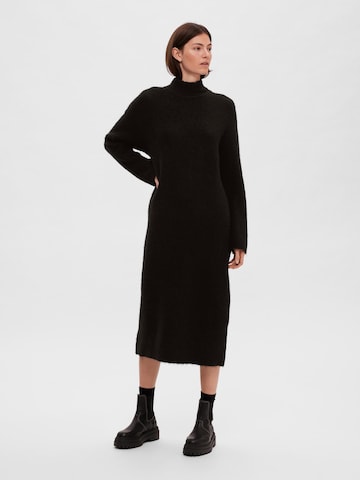 SELECTED FEMME Knitted dress 'Maline' in Black