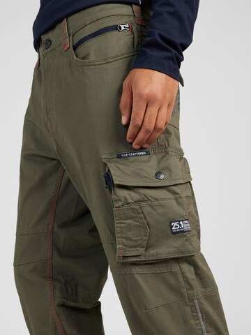 Regular Pantaloni cu buzunare de la CAMP DAVID pe verde