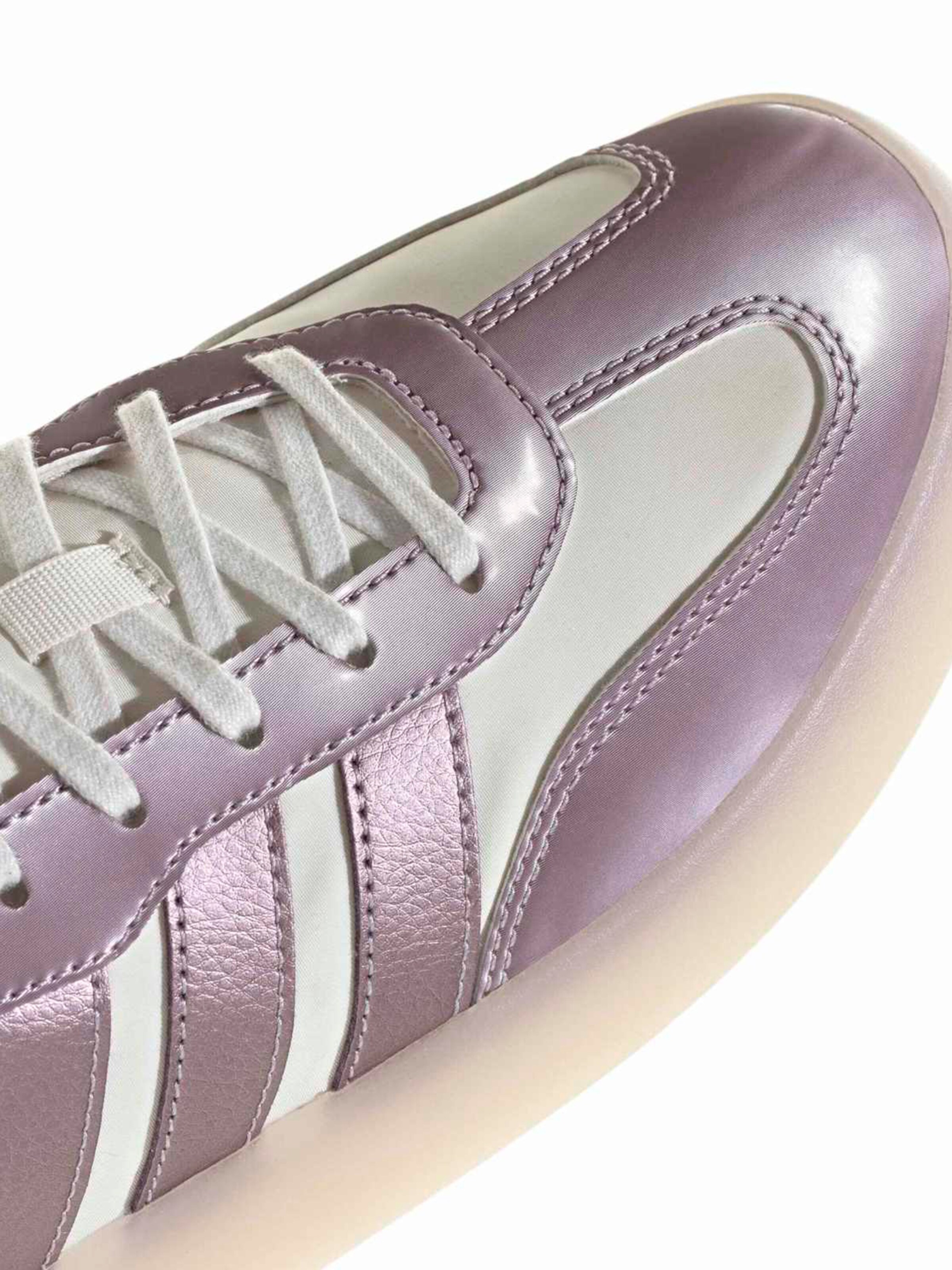 ADIDAS SPORTSWEAR Низкие кроссовки 'BARREDA DECODE' в Белый