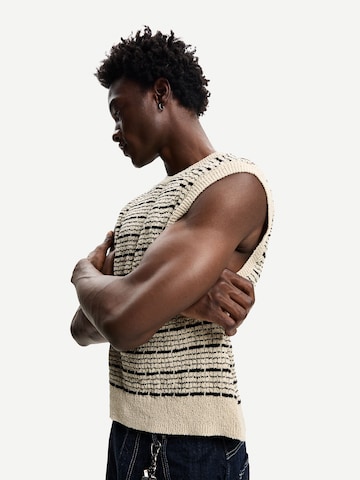 Bershka Pullunder in Beige: Vorderseite