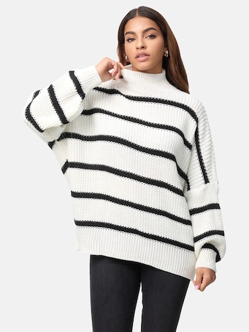 Pull-over Elara en blanc