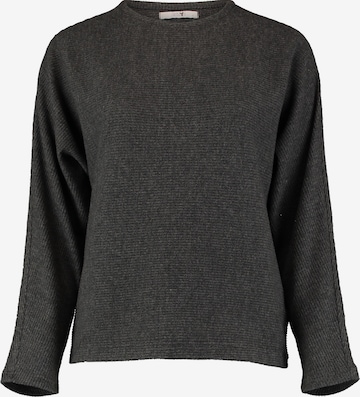 Hailys Shirt 'Maira' in Grau: Vorderseite