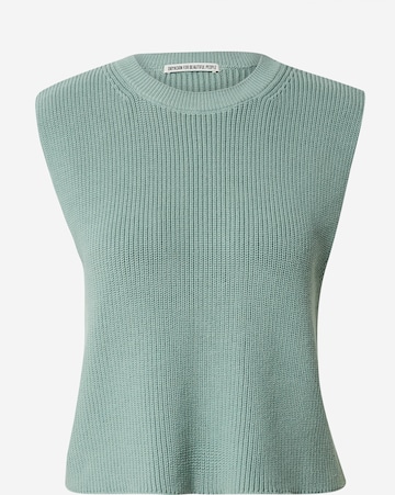 DRYKORN Sweater 'BERULA' in Green: front