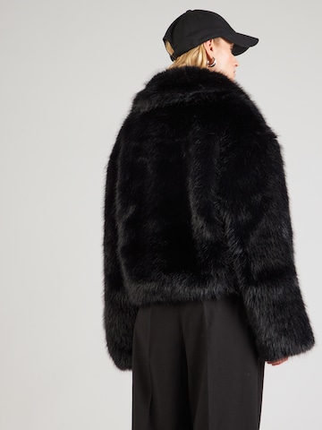 Monki Téli dzseki - fekete