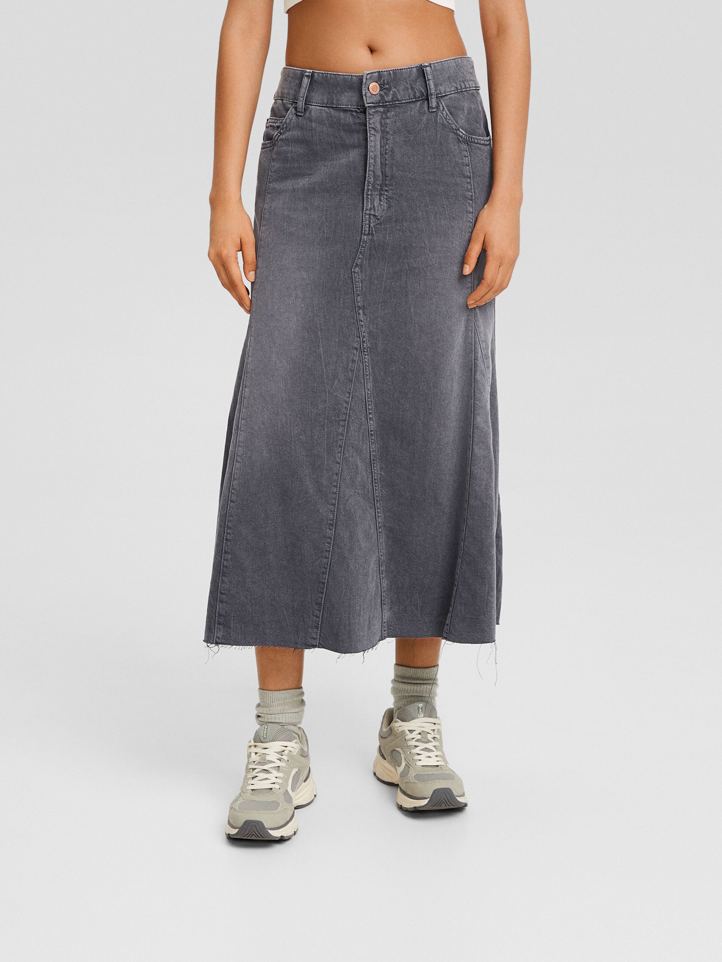 Bershka Rok in Donkergrijs ABOUT YOU