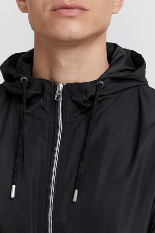 Veste mi-saison 'Capo' 11 Project en noir