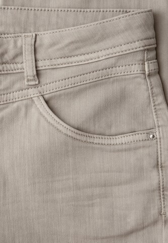 STREET ONE Regular Jeans in Beige