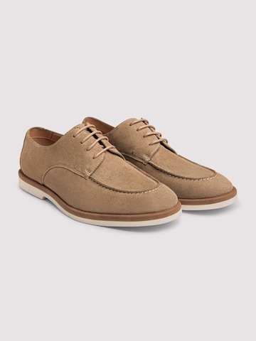 Pantofi de la Ombre pe bej