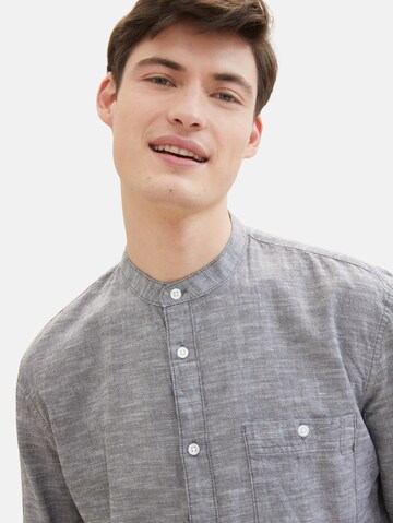 Regular fit Camicia di TOM TAILOR DENIM in grigio