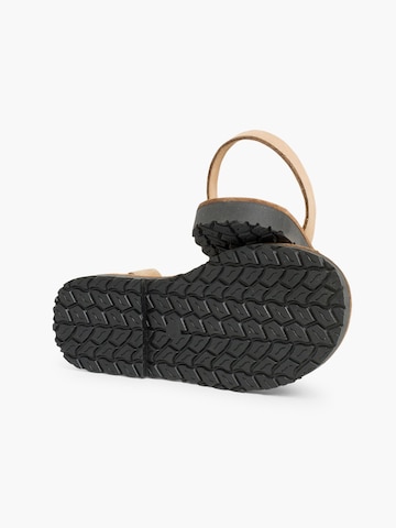 Sandalo di Pisamonas in beige