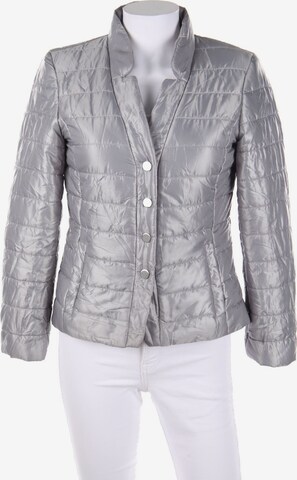 M MADELEINE Steppjacke XS in Grau: predná strana