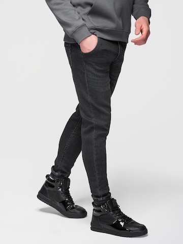 Ombre Tapered Sportnadrágok - fekete