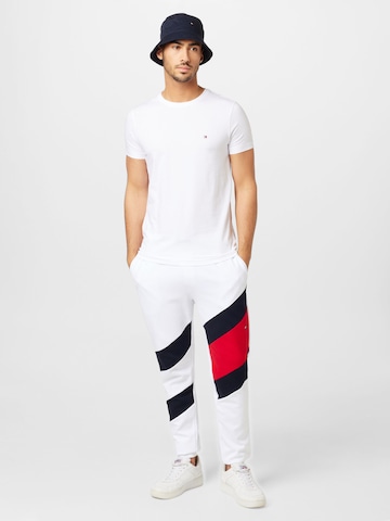 TOMMY HILFIGER Μπλουζάκι σε λευκό