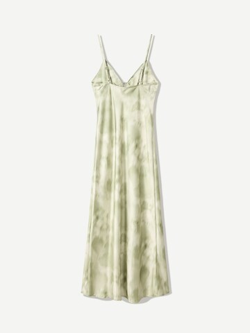 Robe Bershka en vert