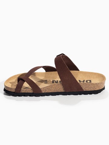 Bayton T-bar sandals 'Diane' in Brown