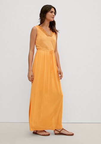 Robe d’été COMMA en orange : devant