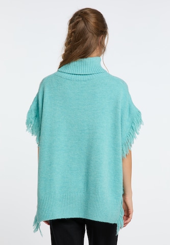 IZIA Cape in Blue