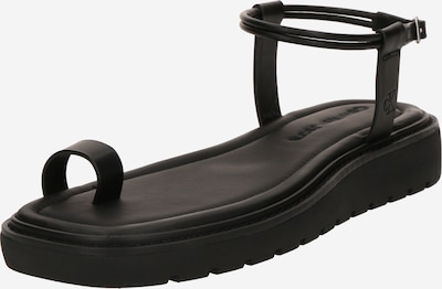 Šlepetės per pirštą iš Calvin Klein, spalva – juoda, Prekių apžvalga