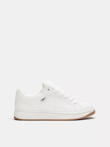 Baskets basses Pull&Bear en blanc