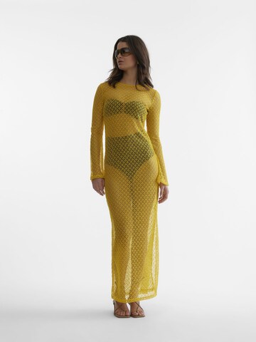 SOMETHINGNEW Kleid in Gelb