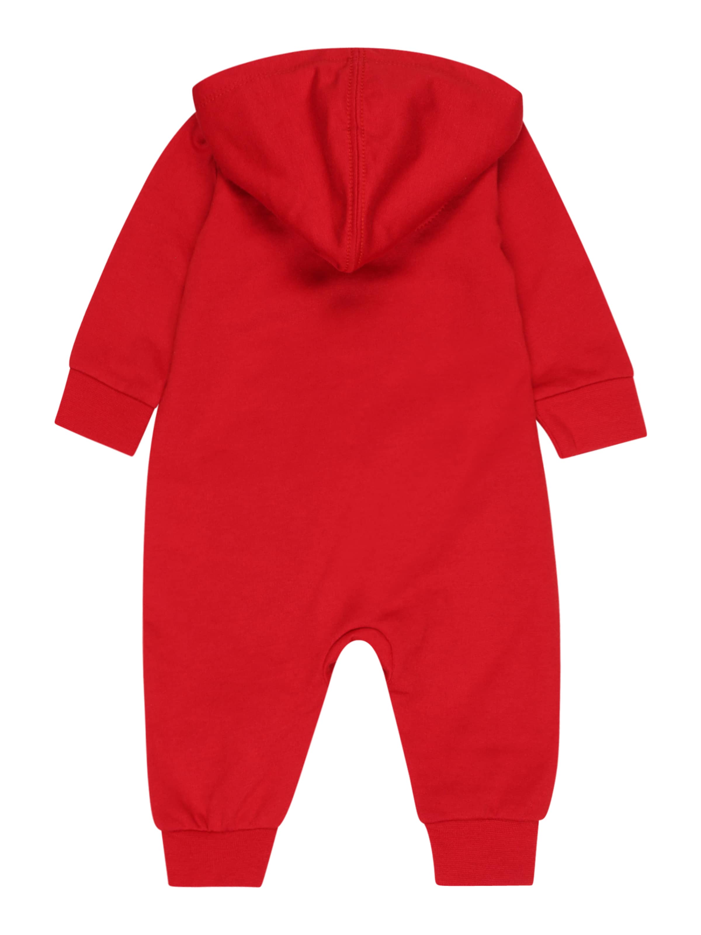 Jordan Overall σε κόκκινο