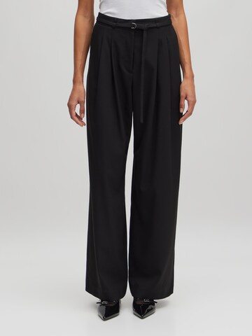EDITED Regular Trousers 'Elna' in Black: front