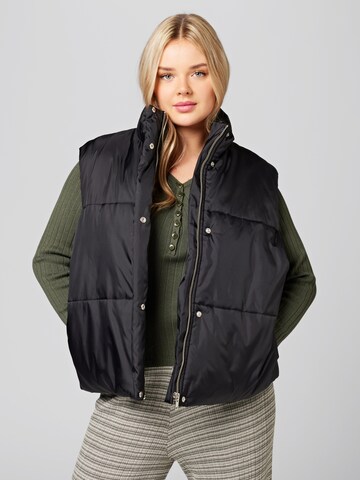 Gilet 'Janet' A LOT LESS en noir