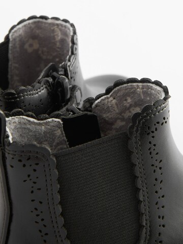 Next Stiefel in Schwarz
