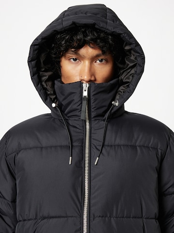 minimum Зимняя куртка в Черный