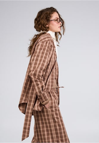 OH APRIL Blouse 'Lilia' in Bruin