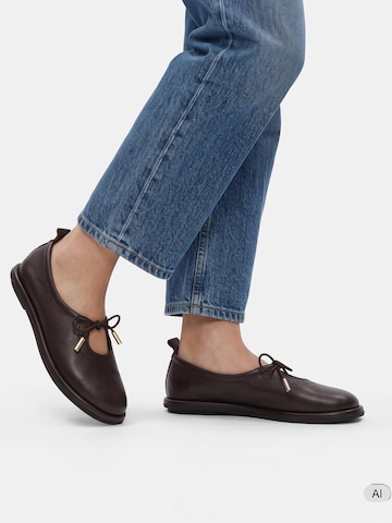 VENEZIA Ballet Flats in Brown