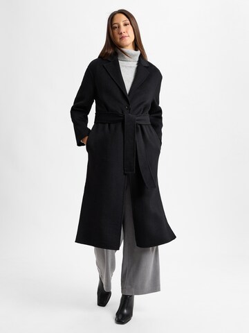 Ipuri Between-seasons coat in Black: front