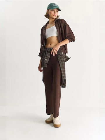 Bianco Lucci Joggingpak in Bruin