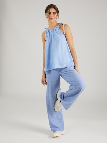 Top di Marks & Spencer in blu