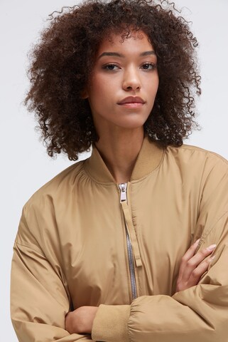 SENSES.THE LABEL Between-Season Jacket in Brown