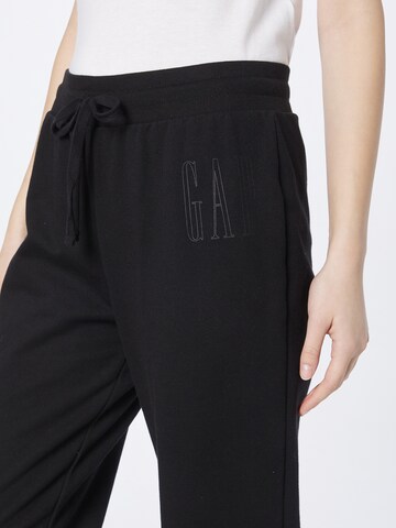 GAP - regular Pantalón en negro