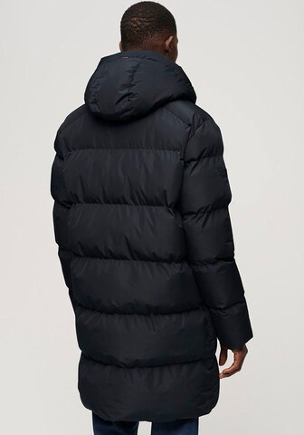 Superdry Winterparka in Schwarz