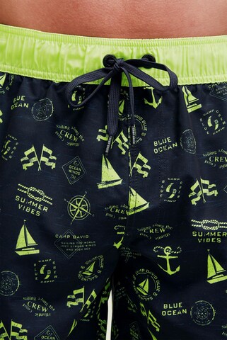 CAMP DAVID Badehose mit All Over Print in Blau