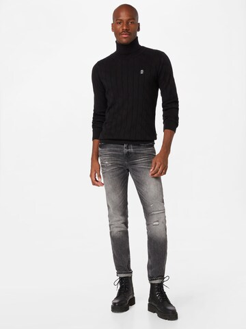 Gabbiano Sweater in Black