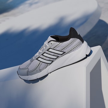 ADIDAS SPORTSWEAR Rövid szárú sportcipők 'Technochaos 2000' - fehér