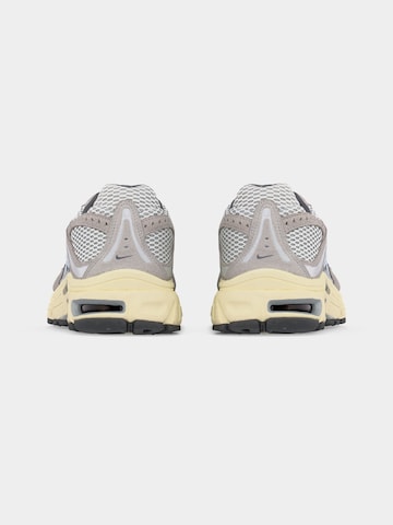 Nike Sportswear Platform trainers 'AIR MAX MOTO 2K' in Grey