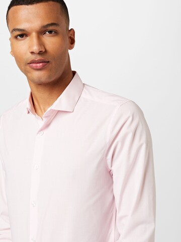 BURTON MENSWEAR LONDON Regular fit Риза в розово