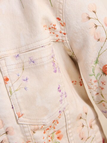 Friends Like These Between-Season Jacket in Beige