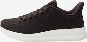 Chaussure basse LLOYD en marron : devant