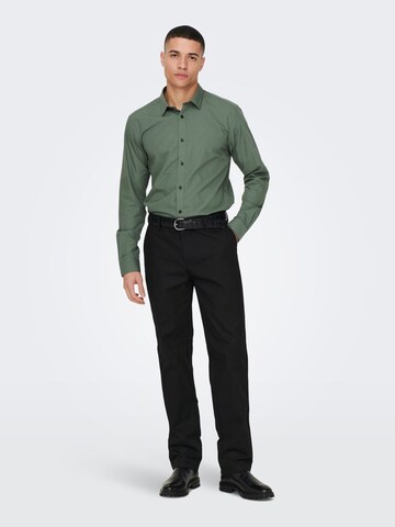 Only & Sons - Ajuste estrecho Camisa 'ONSSane' en verde