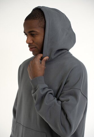 Johnny Urban Sweatshirt 'Cody Oversized' in Grey